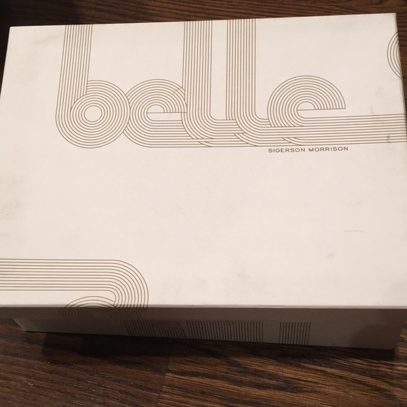 High heels - Picture 2 of 7